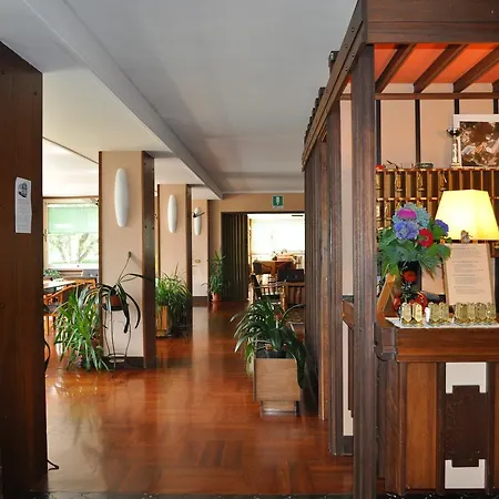Hotel Premeno 3*